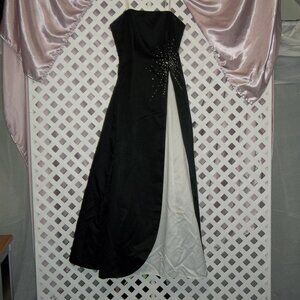 Morgan And Company Prom Dress Size 7/8